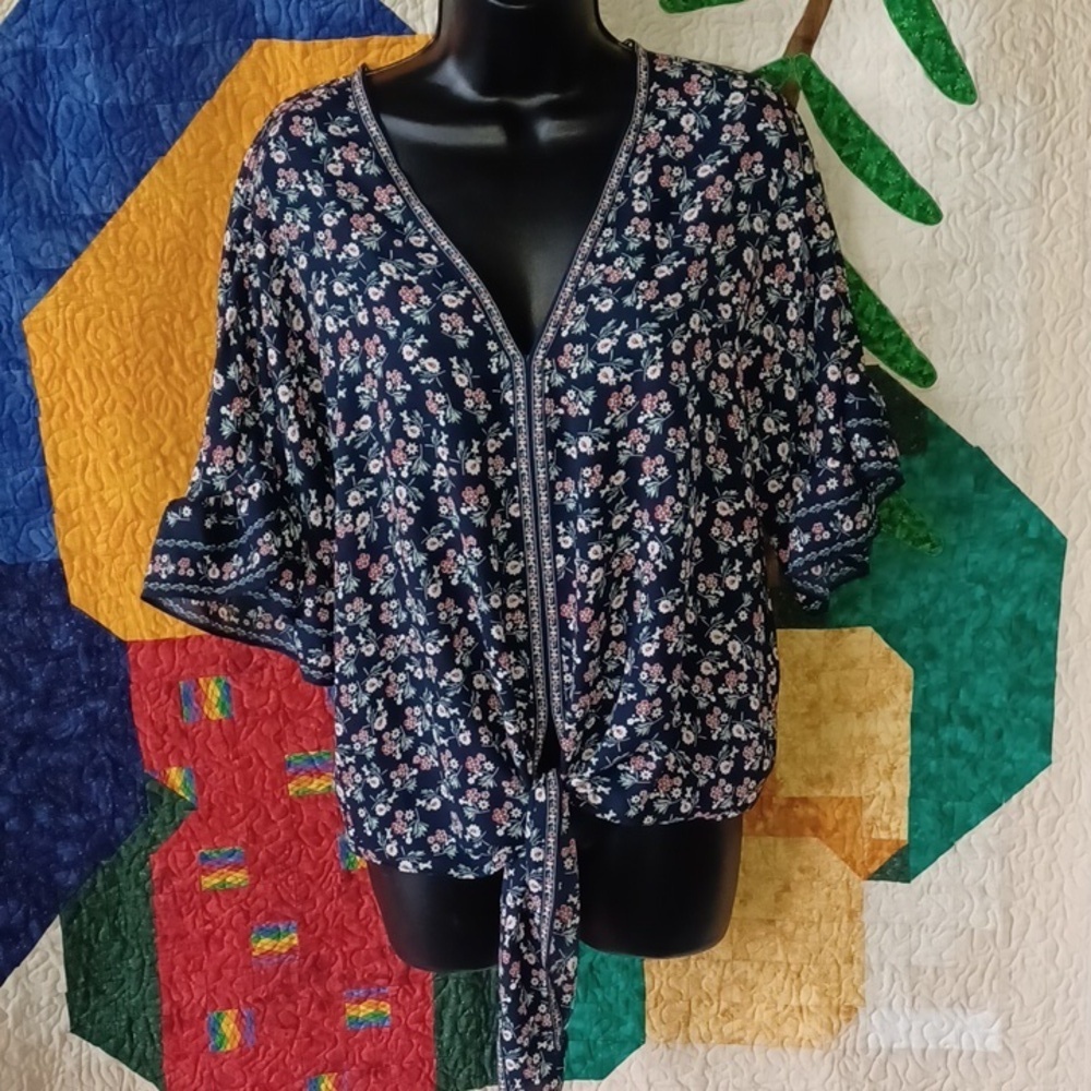Max Studio tie front ruffle sleeve navy, red ivory floral print blouse Size M